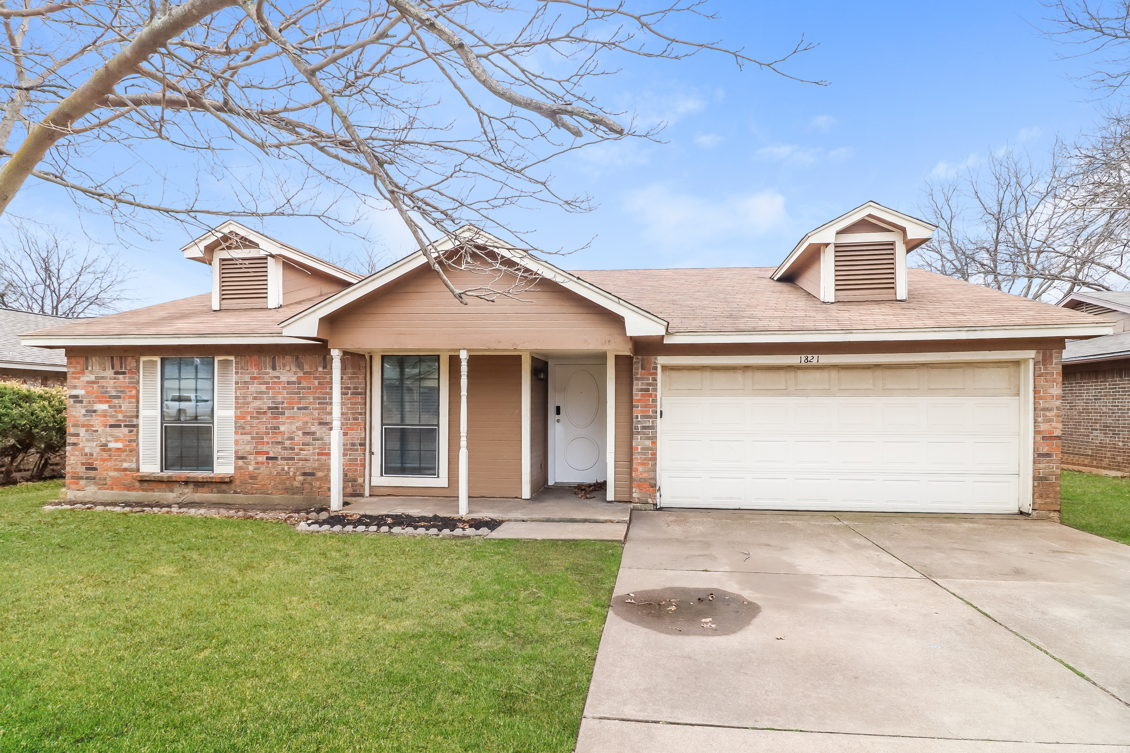 1821 Wurzburg Dr Fort Worth, TX 76134